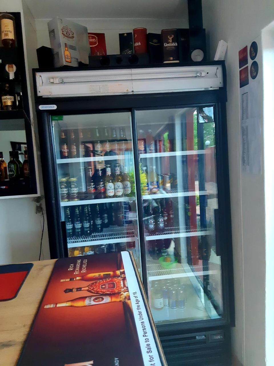 Niilo'S Guesthouse Rundu Ngoại thất bức ảnh