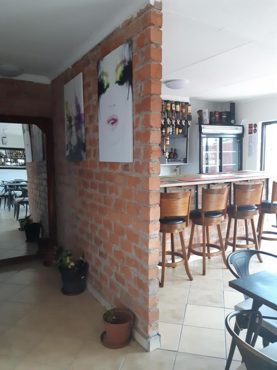 Niilo'S Guesthouse Rundu Ngoại thất bức ảnh